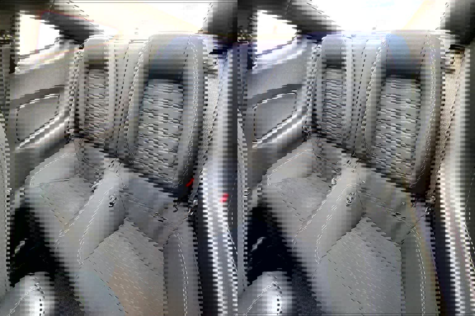 Used 2017 Ford Mustang EcoBoost image 27