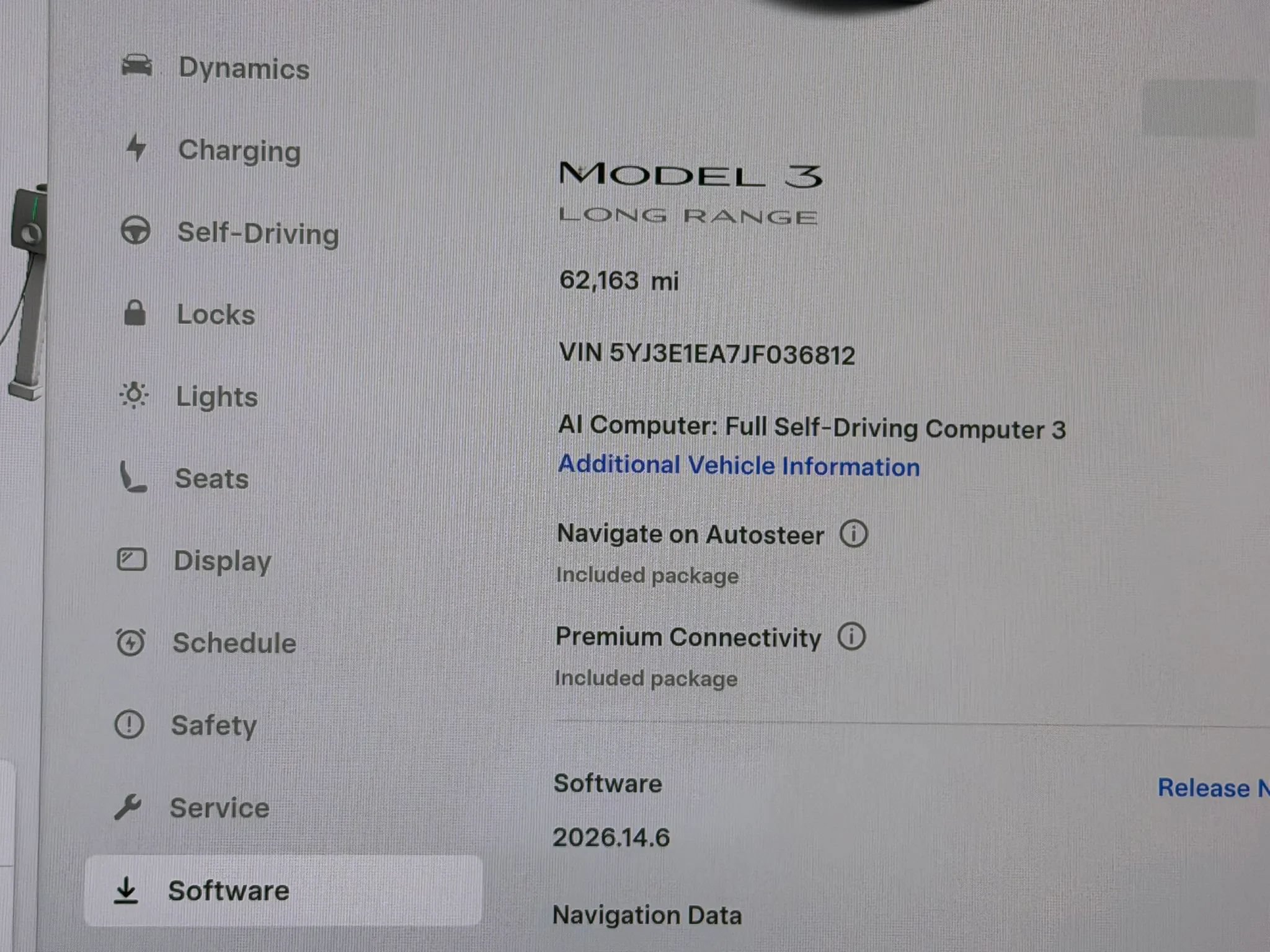Used 2018 Tesla Model 3 Long Range RWD image 3