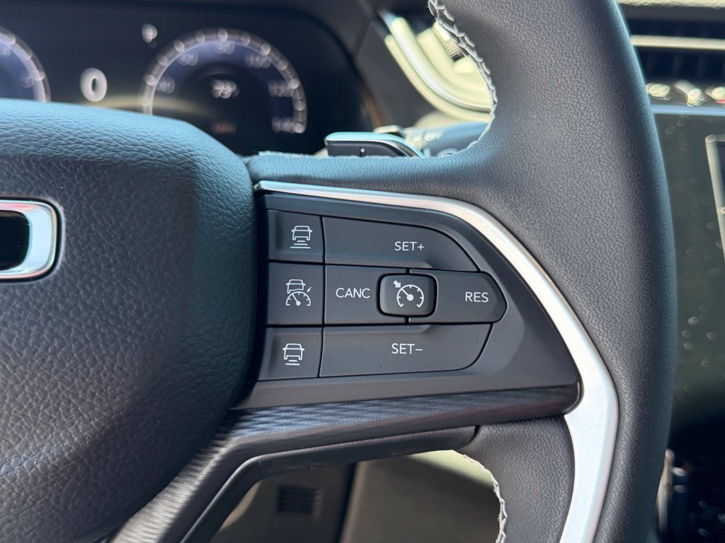 New 2026 Jeep Grand Cherokee Laredo RWD image 19