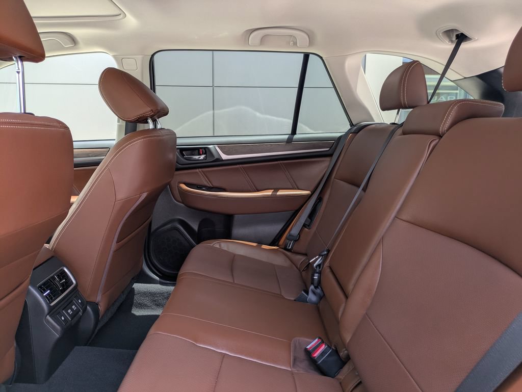 Used 2019 Subaru Outback 2.5i Touring AWD/4WD image 15