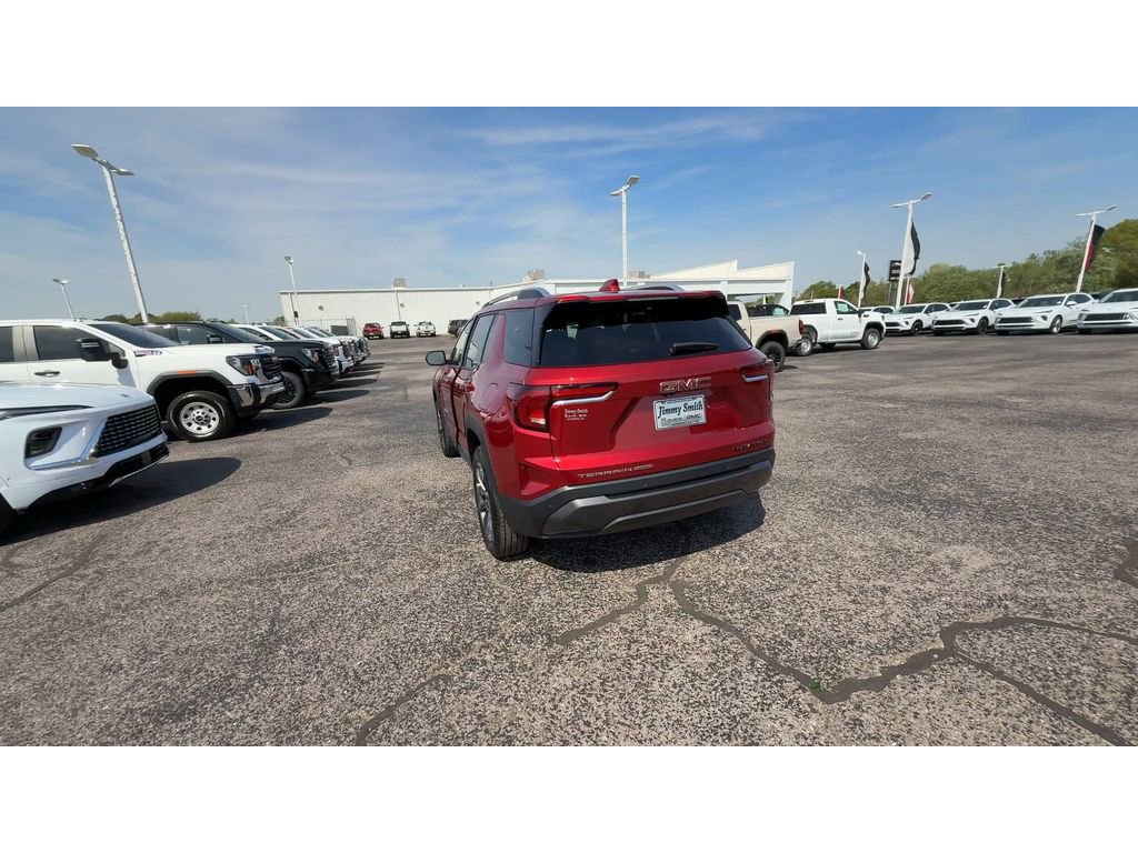 Certified 2025 GMC Terrain Elevation w/ Elevation Premium Package image 7