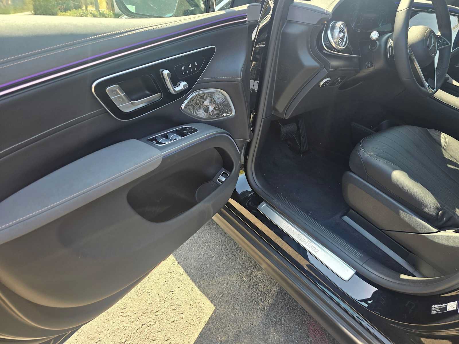 New 2026 Mercedes-Benz EQS 400 4MATIC SUV image 22