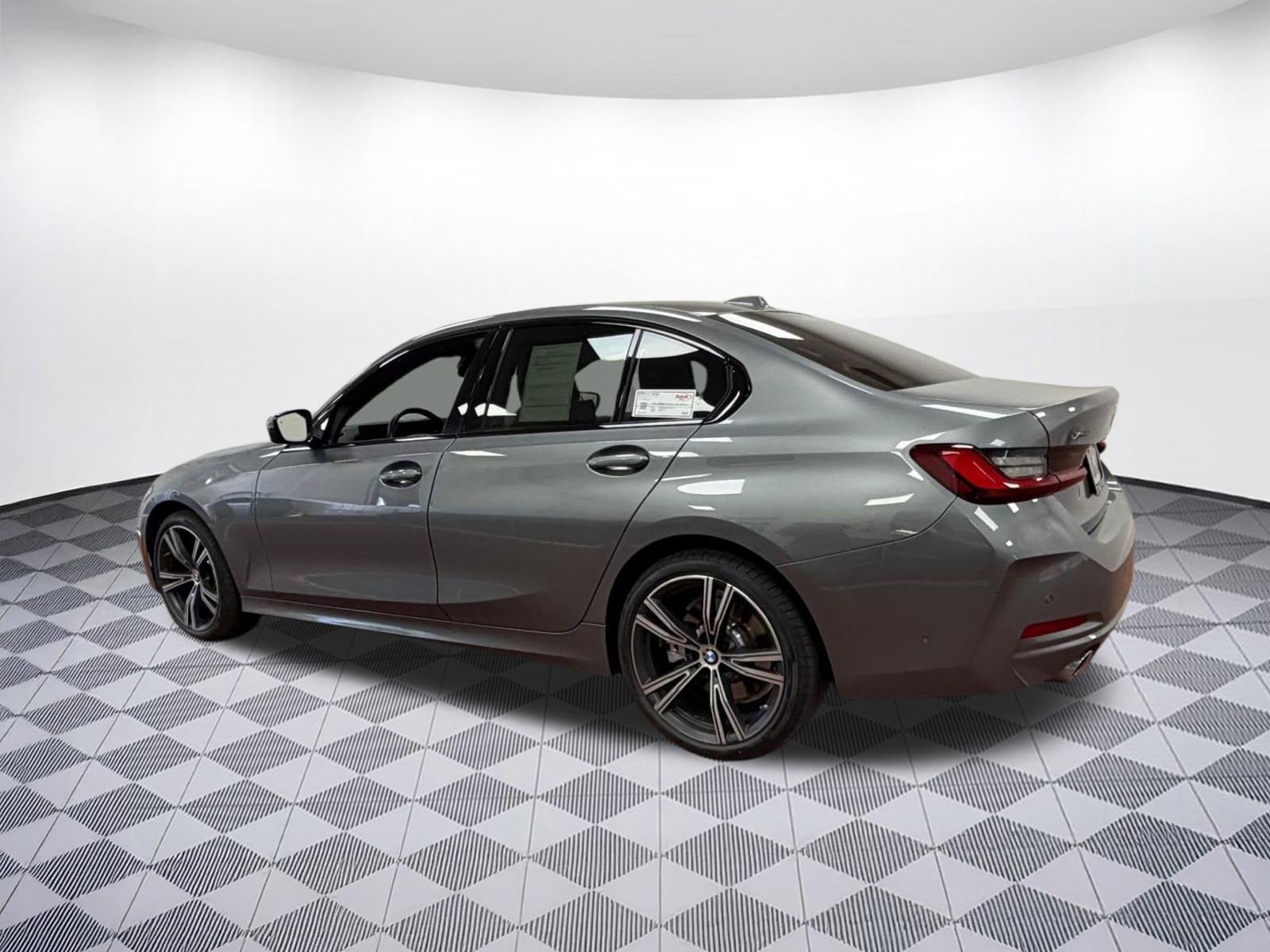 Used 2023 BMW 330i xDrive 330i xDrive w/ Premium Package image 2