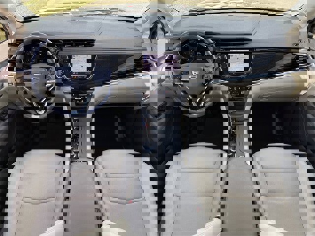 Used 2023 Cadillac XT6 Premium Luxury w/ Technology Package image 10