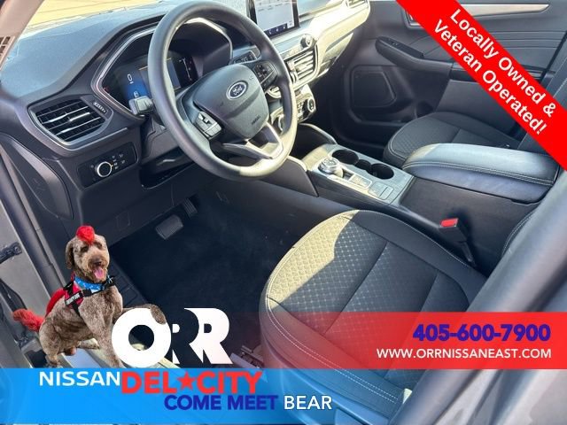 Used 2025 Ford Escape Active image 13