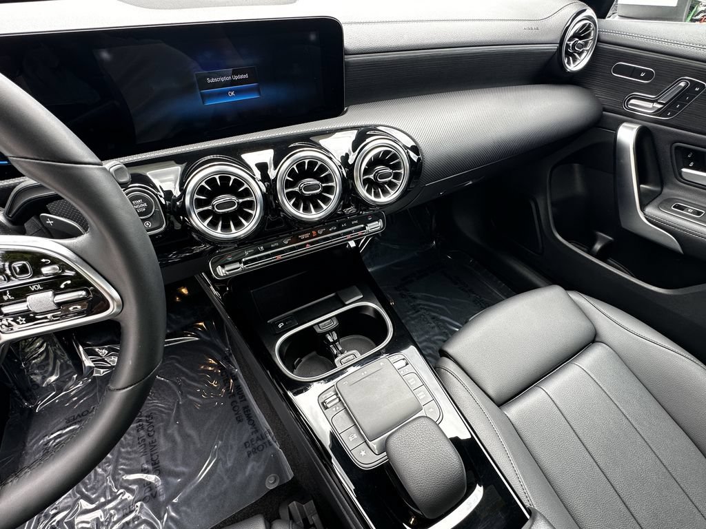 Certified 2023 Mercedes-Benz CLA 250 4MATIC image 30
