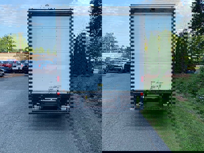 Certified 2021 Ford E-450 and Econoline 450 Super Duty w/ Power Windows & Locks Group image 8