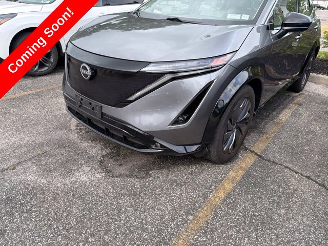 Used 2023 Nissan Ariya FWD image 2