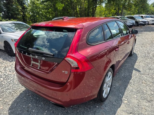 Used 2015 Volvo V60 T5 FWD image 5