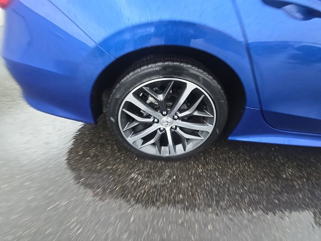 Used 2024 Honda Civic Touring image 10