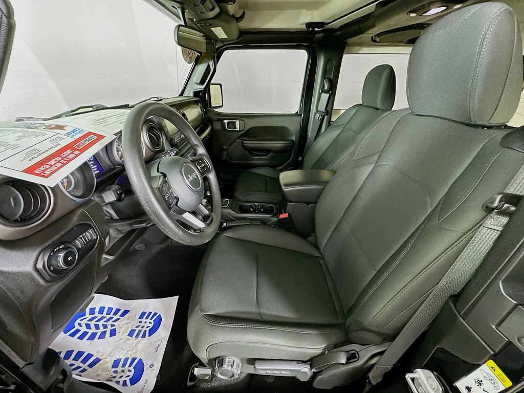 Used 2018 Jeep Wrangler Sport image 27