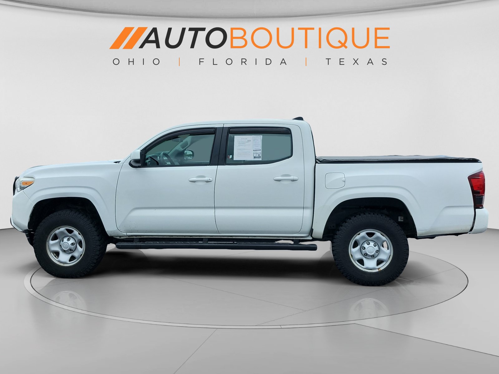 Used 2018 Toyota Tacoma SR w/ SR Convenience Package AWD/4WD image 2
