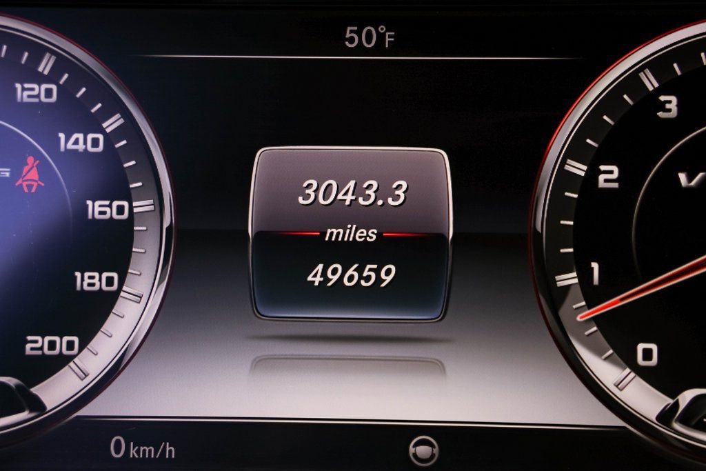 Used 2015 Mercedes-Benz S 63 AMG 4MATIC Coupe w/ Driver Assistance Package image 14