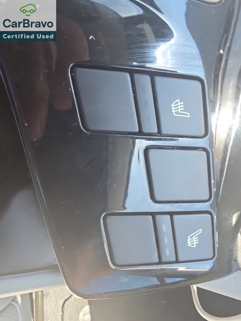 Used 2024 Kia Sportage EX AWD/4WD image 19