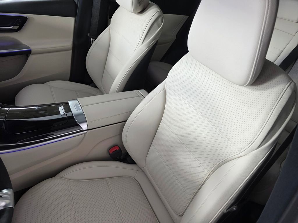 New 2026 Mercedes-Benz GLC 350e 4MATIC image 8