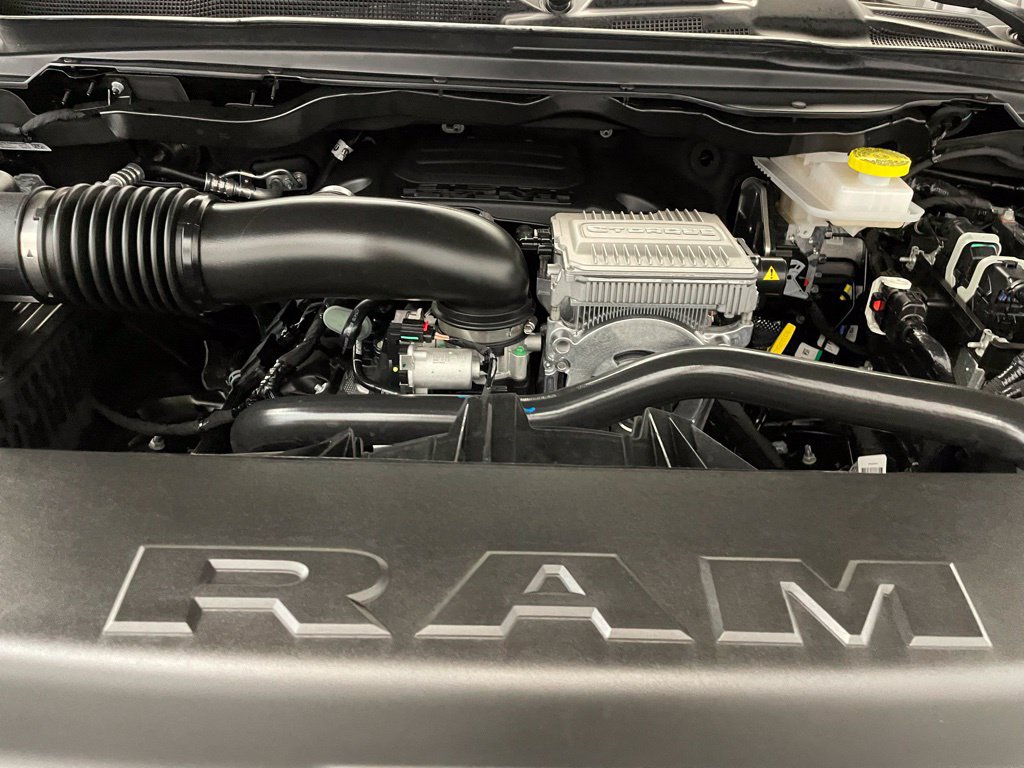 New 2026 RAM 1500 Express AWD/4WD image 18