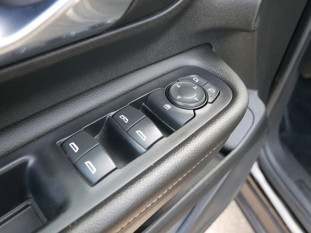 Used 2020 GMC Terrain SLT FWD image 15