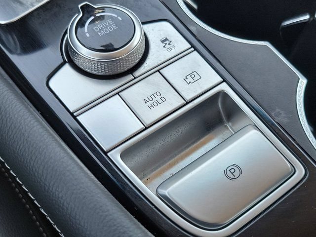 Certified 2026 Genesis G70 2.5T RWD image 29
