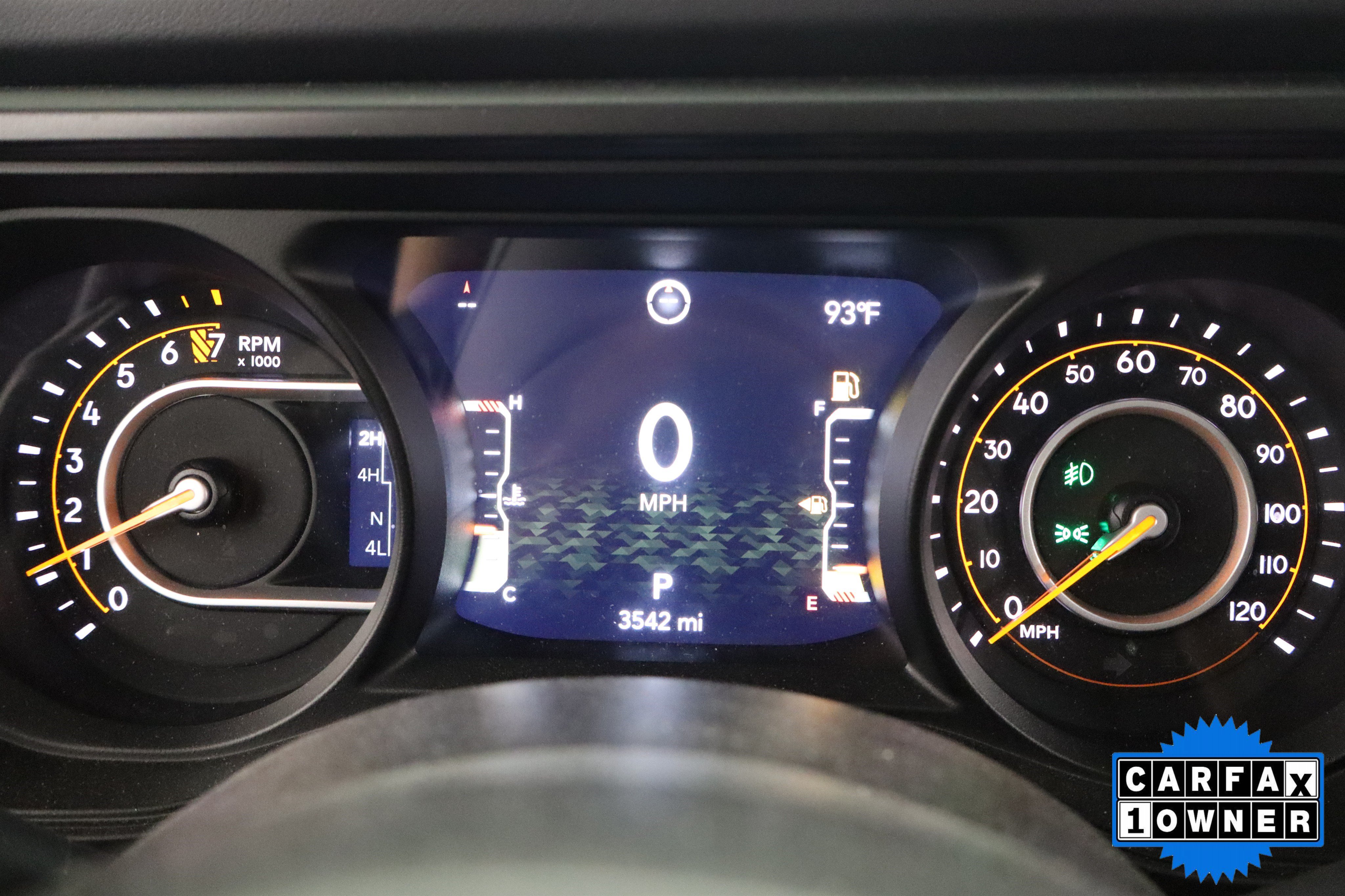 Used 2025 Jeep Gladiator Mojave w/ Safety Group AWD/4WD image 19