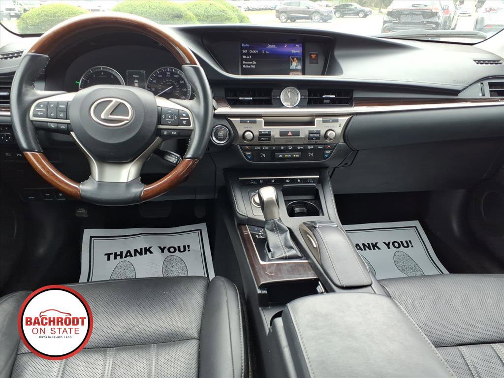 Used 2018 Lexus ES 350 w/ Ultra Luxury Package FWD image 9