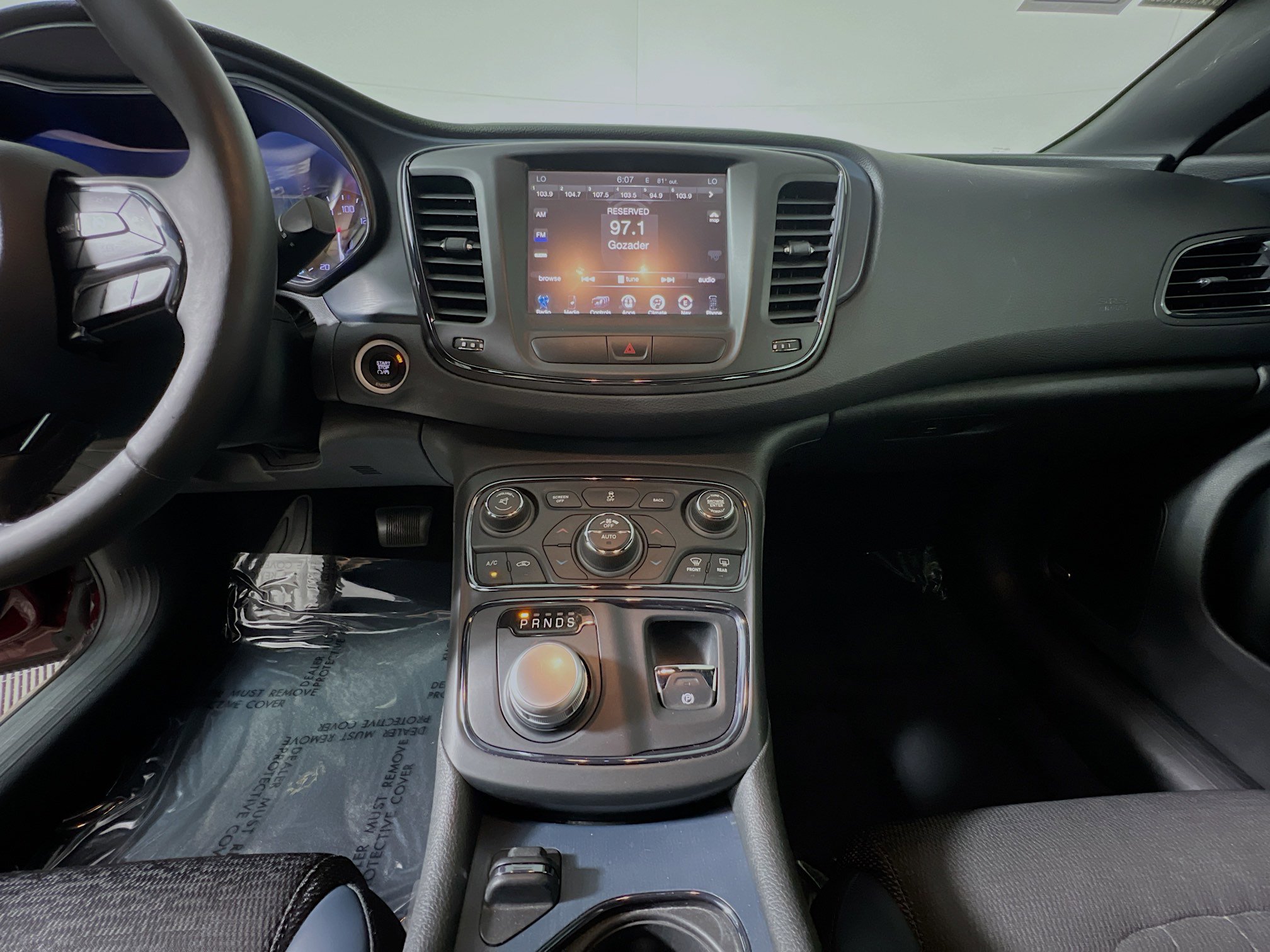 Used 2015 Chrysler 200 S w/ Navigation & Sound Group I FWD image 25