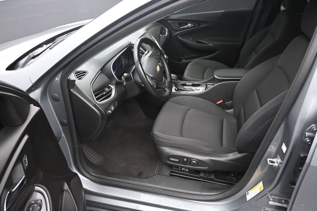 Used 2024 Chevrolet Malibu RS FWD image 9