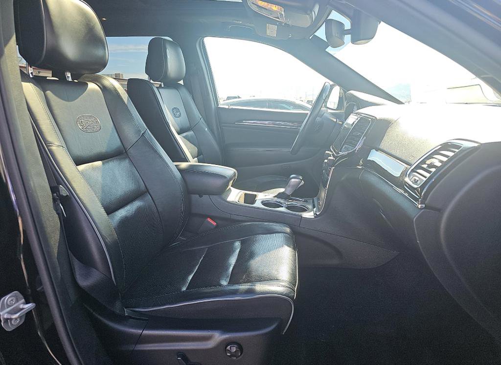 Used 2019 Jeep Grand Cherokee Overland image 15