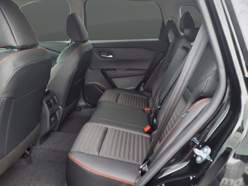 New 2026 Nissan Rogue SV AWD/4WD image 18