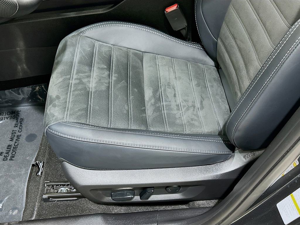 Used 2025 Mitsubishi Outlander SE FWD image 20