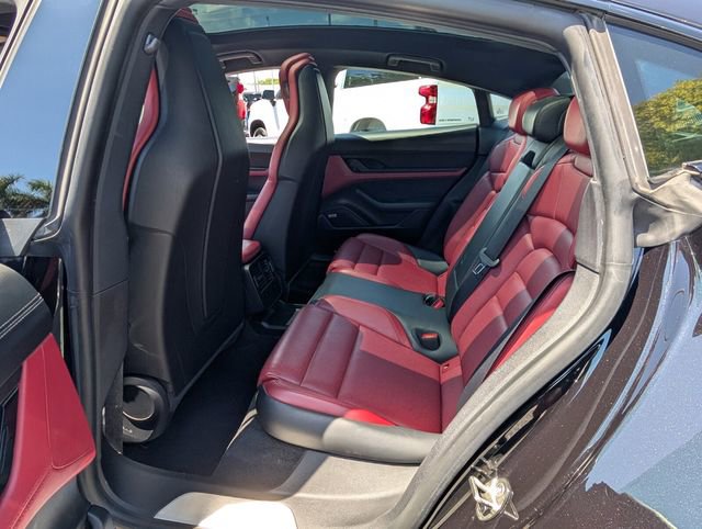 Used 2020 Porsche Taycan 4S w/ Premium Package image 10