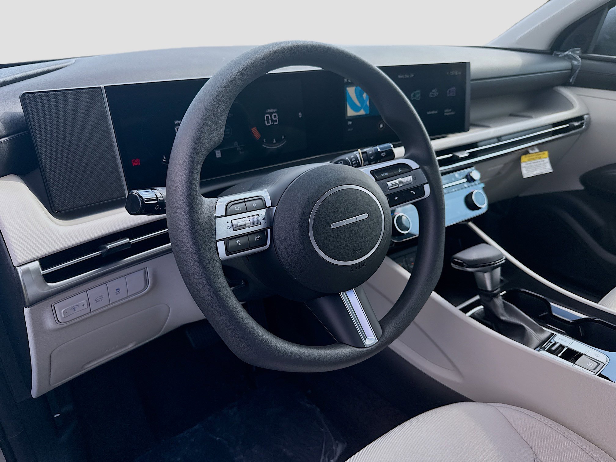 New 2026 Hyundai Tucson SEL image 7