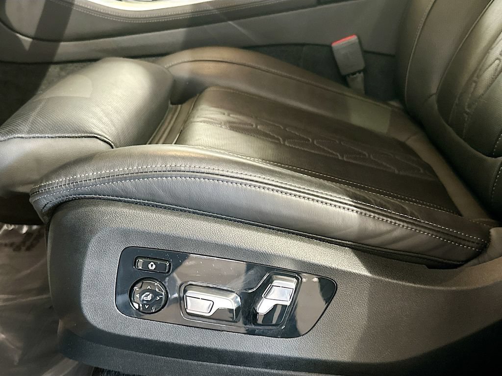Used 2024 BMW X5 M60i w/ Executive Package AWD/4WD image 20