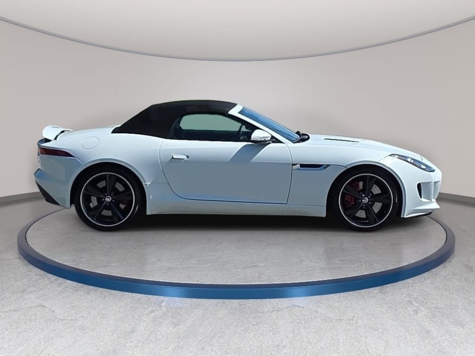 Used 2015 Jaguar F-TYPE S RWD image 4