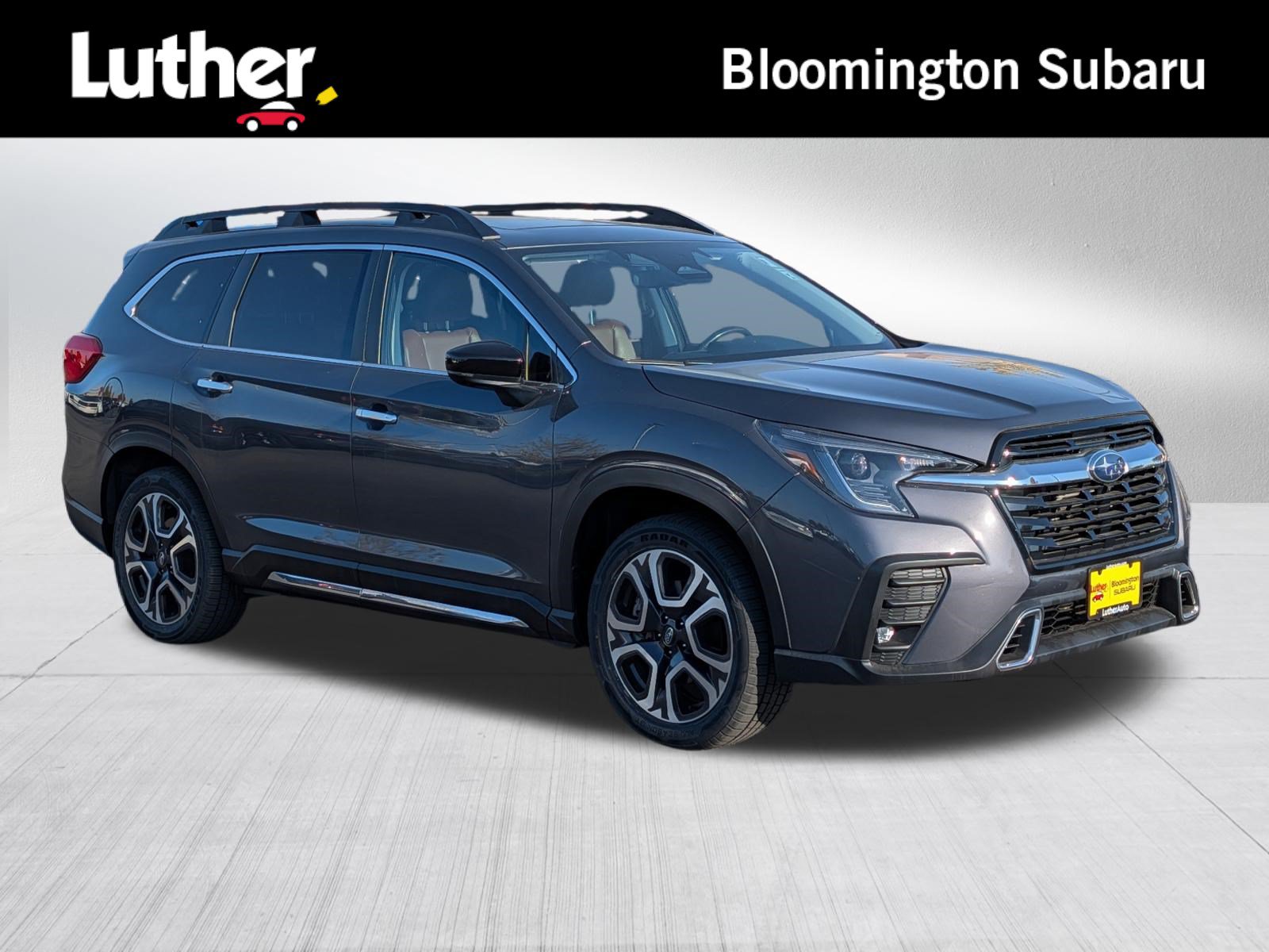 Used 2024 Subaru Ascent Touring AWD/4WD image 1