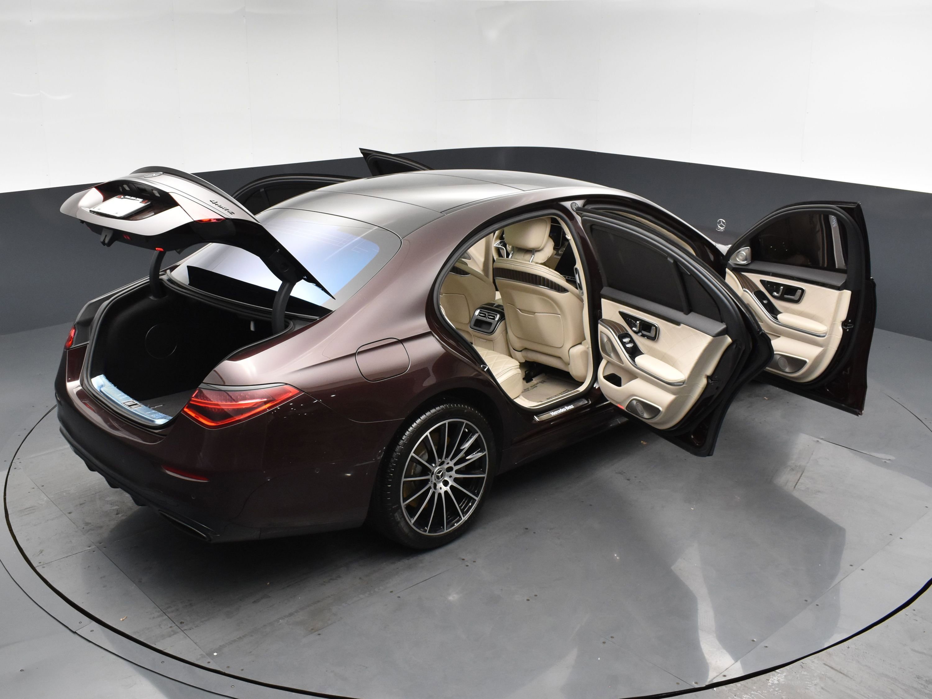 Used 2021 Mercedes-Benz S 580 4MATIC Sedan image 28