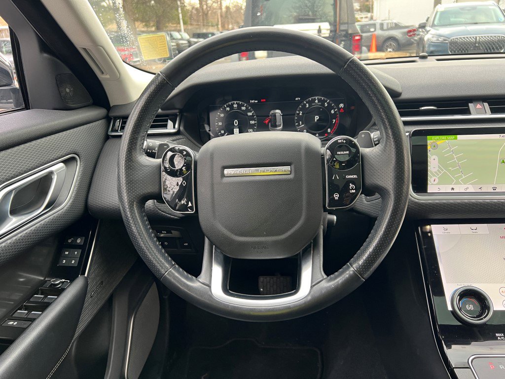 Used 2018 Land Rover Range Rover Velar S image 25