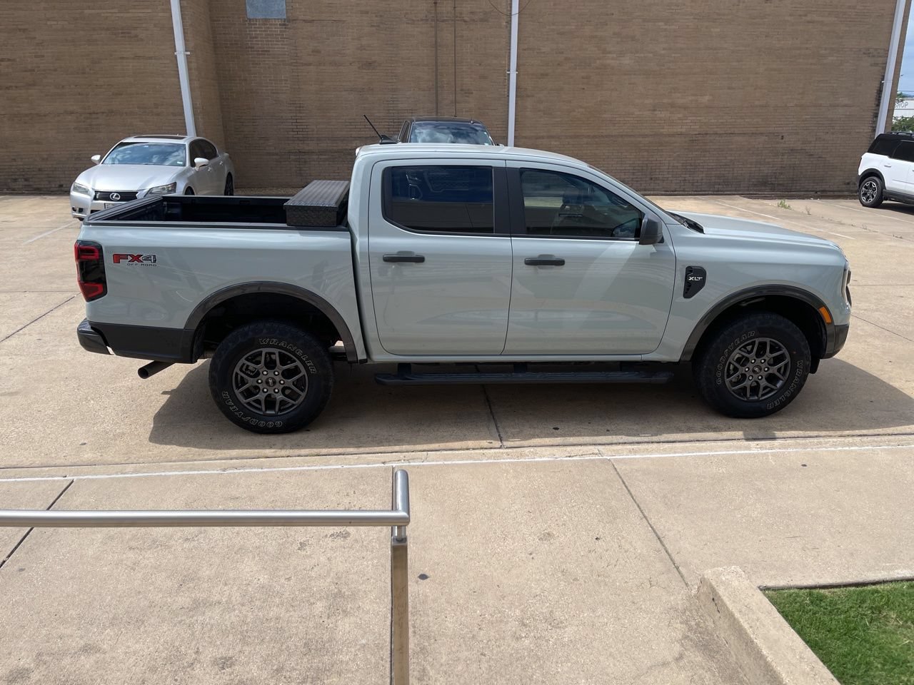 Certified 2024 Ford Ranger XLT w/ FX4 Off-Road Package AWD/4WD image 7