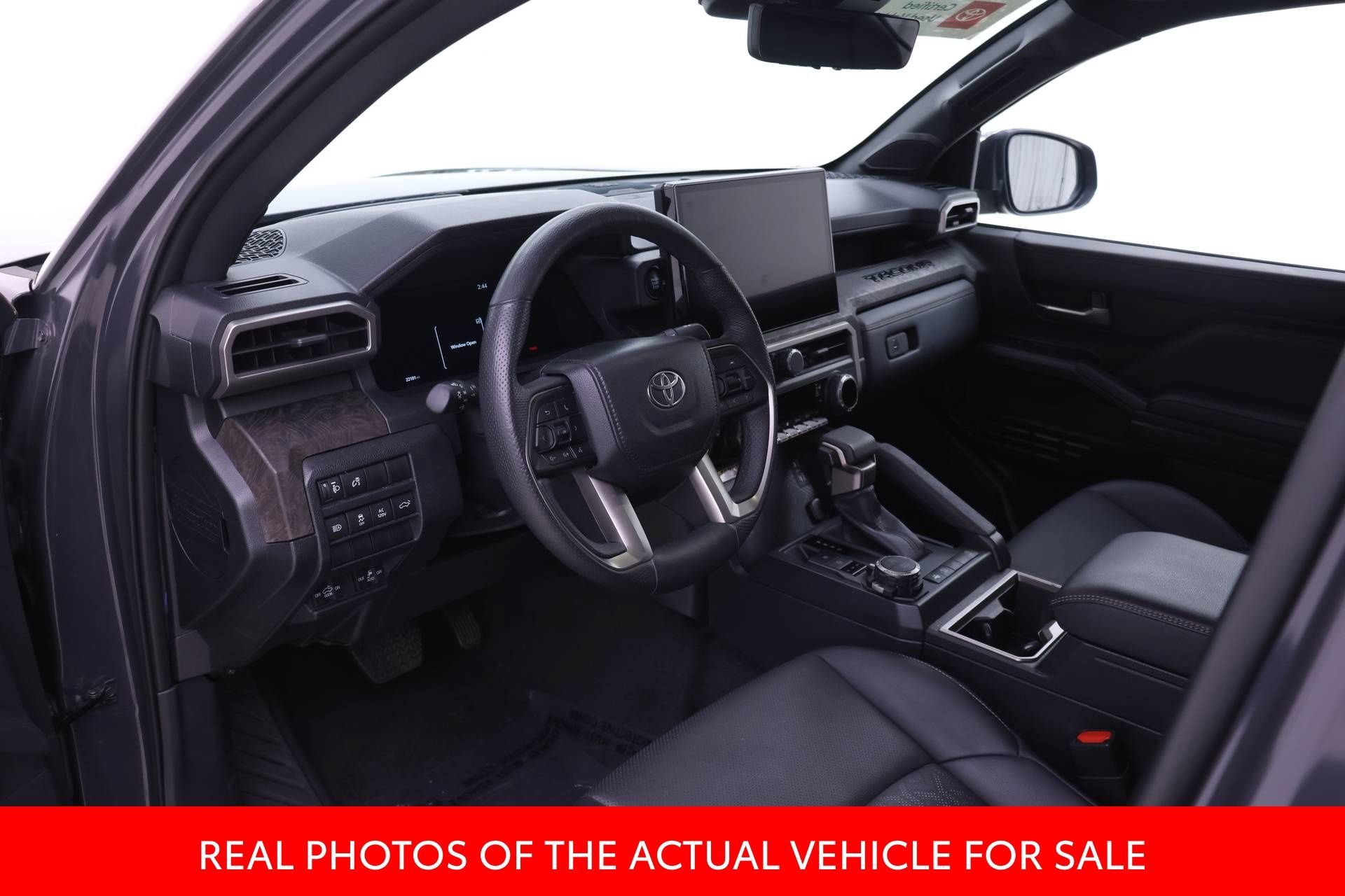 Certified 2024 Toyota Tacoma Limited w/ Limited Package (LT) AWD/4WD image 3