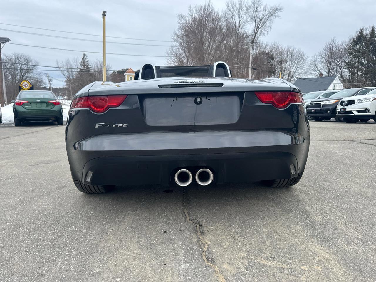 Used 2015 Jaguar F-TYPE Convertible image 11