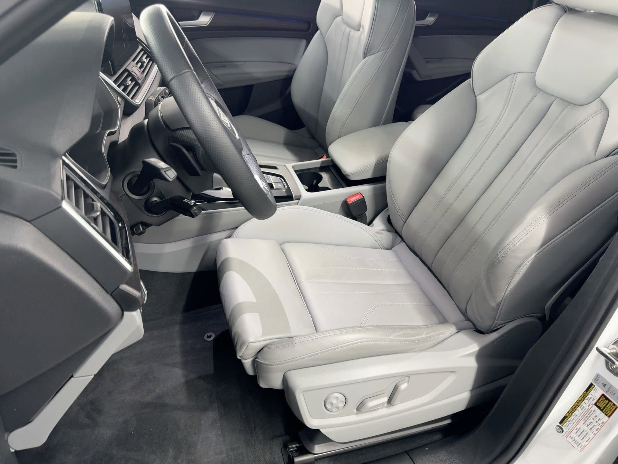 Used 2025 Audi Q5 e Premium Plus image 5