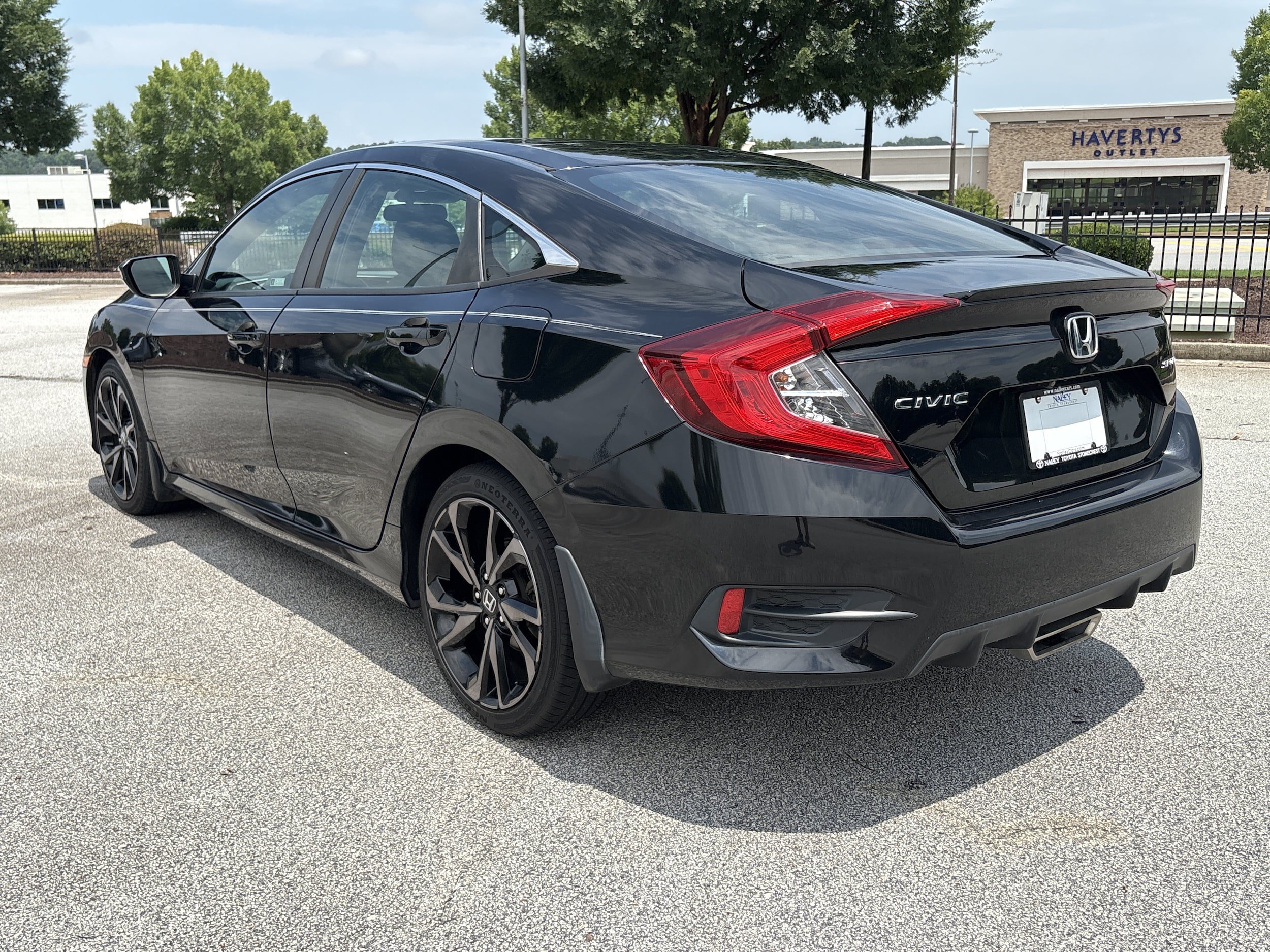 Used 2020 Honda Civic Sport image 17