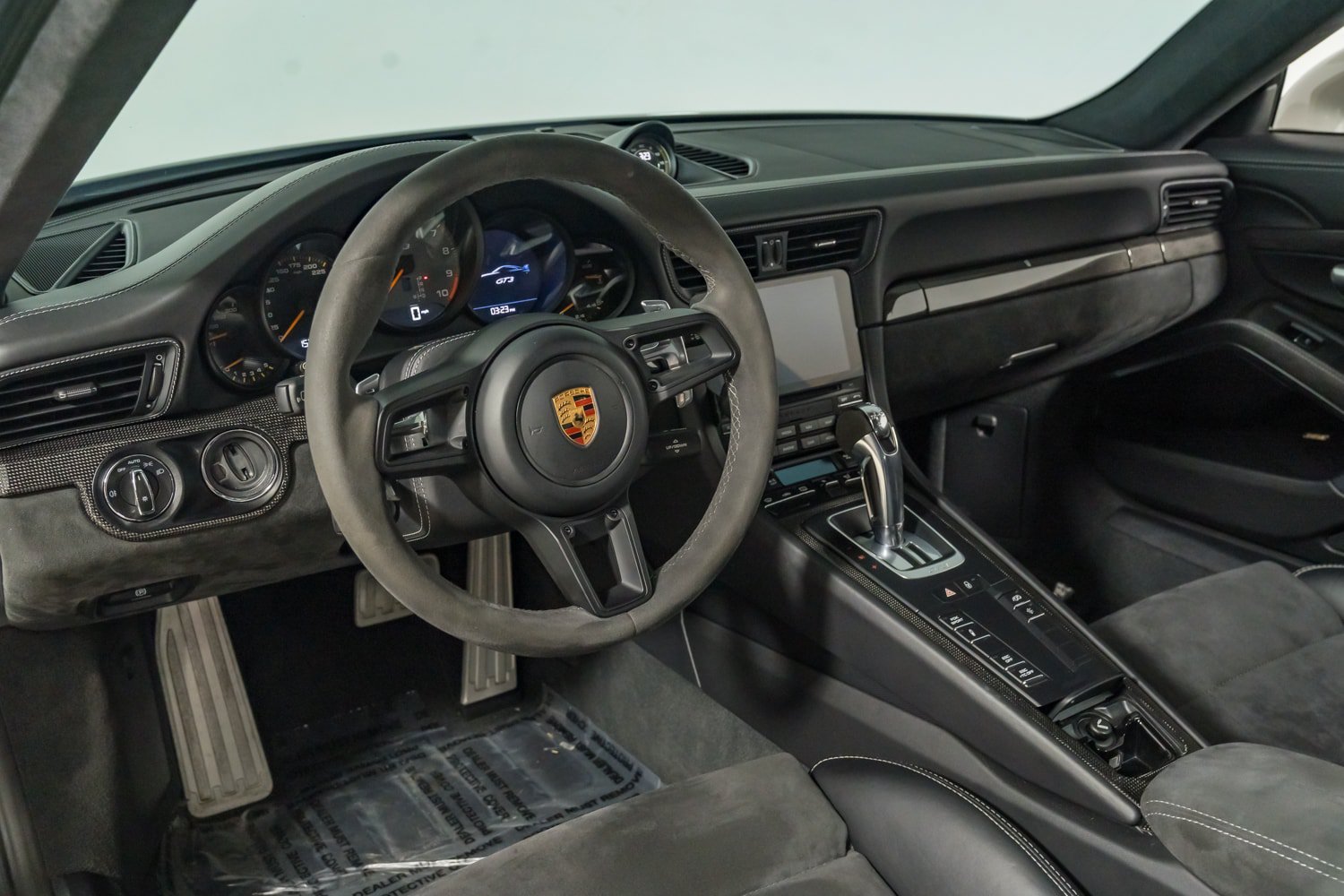 Used 2018 Porsche 911 GT3 RWD image 18