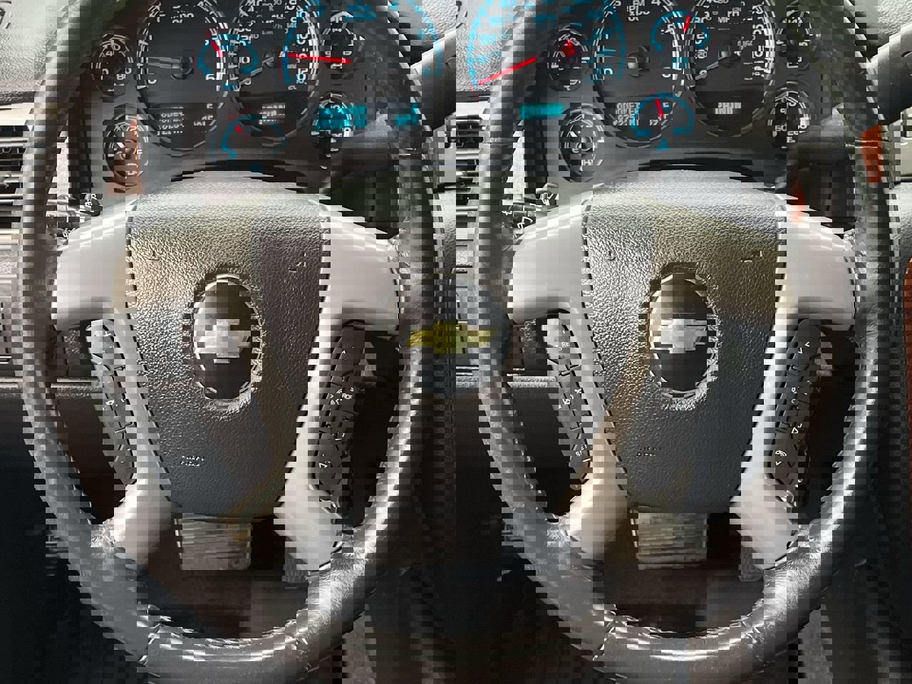 Used 2013 Chevrolet Tahoe LT image 13