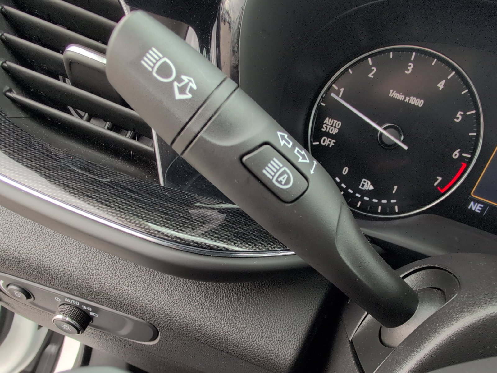 Used 2023 Buick Envision Preferred image 22