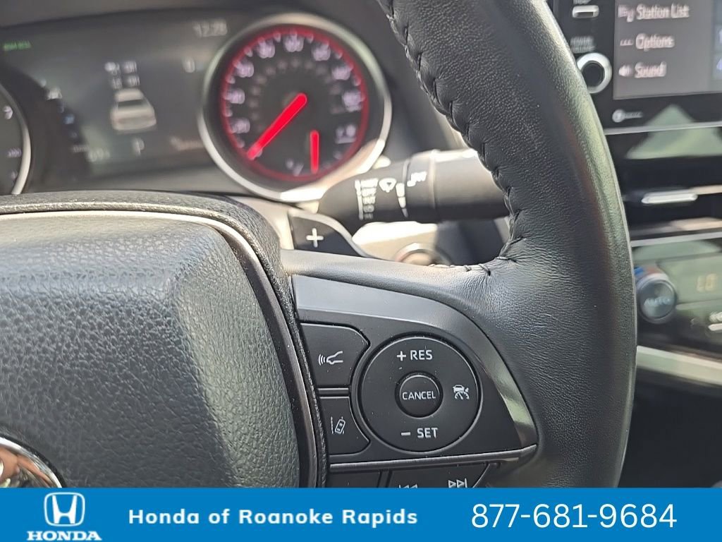 Used 2024 Toyota Camry XSE FWD image 18