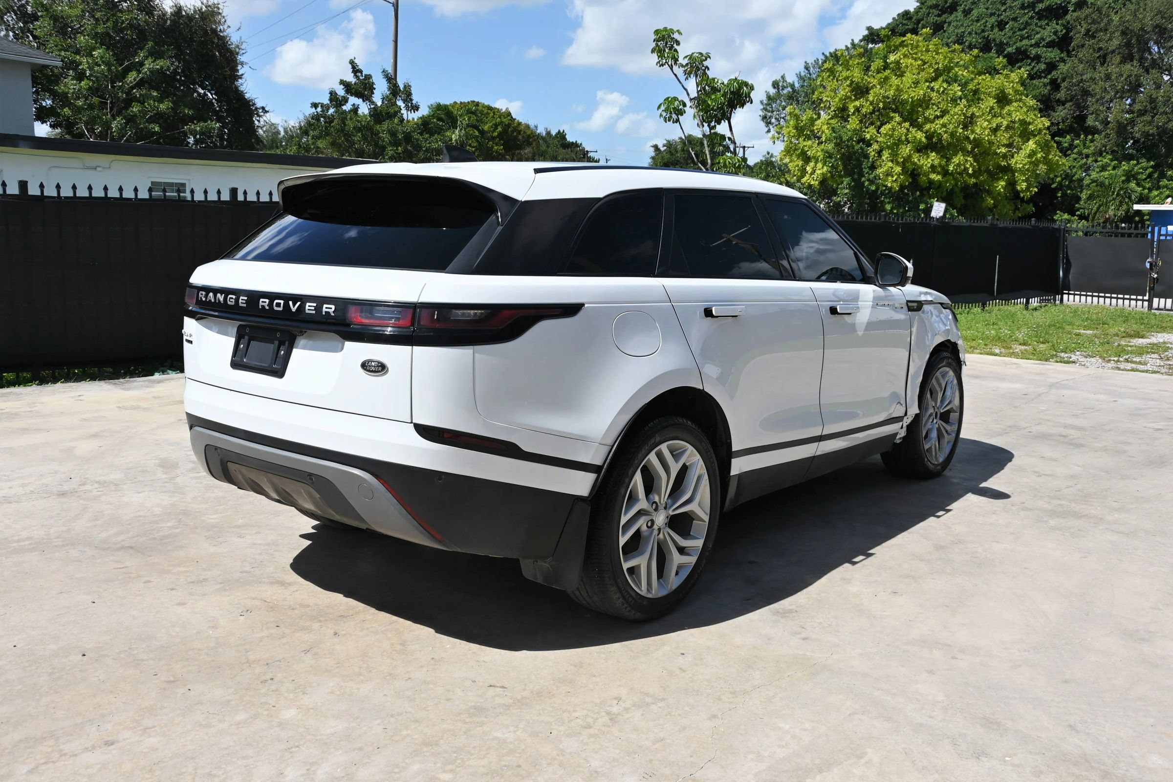 Used 2020 Land Rover Range Rover Velar S AWD/4WD image 5