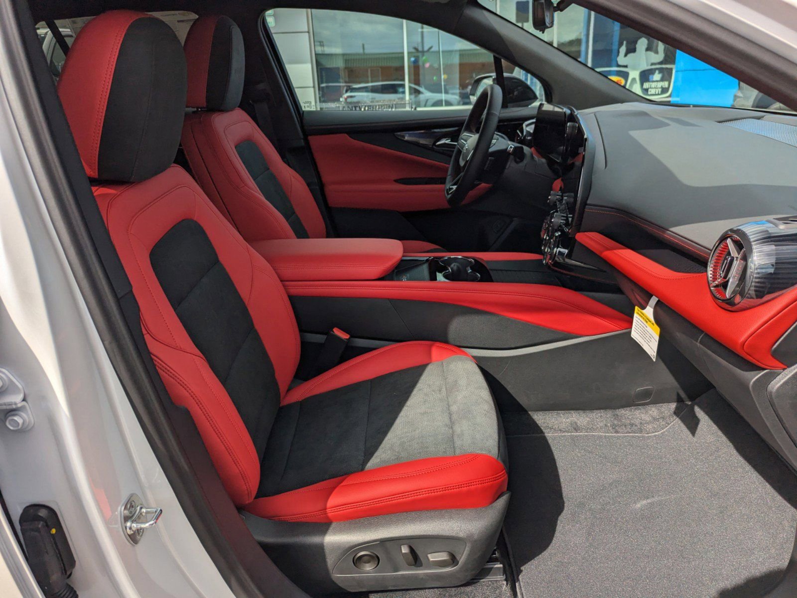 New 2024 Chevrolet Blazer EV RS image 9