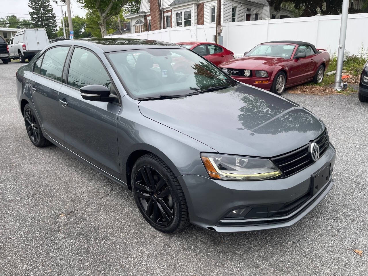 Used 2018 Volkswagen Jetta Sport FWD image 4