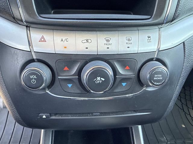 Used 2019 Dodge Journey SE FWD image 24