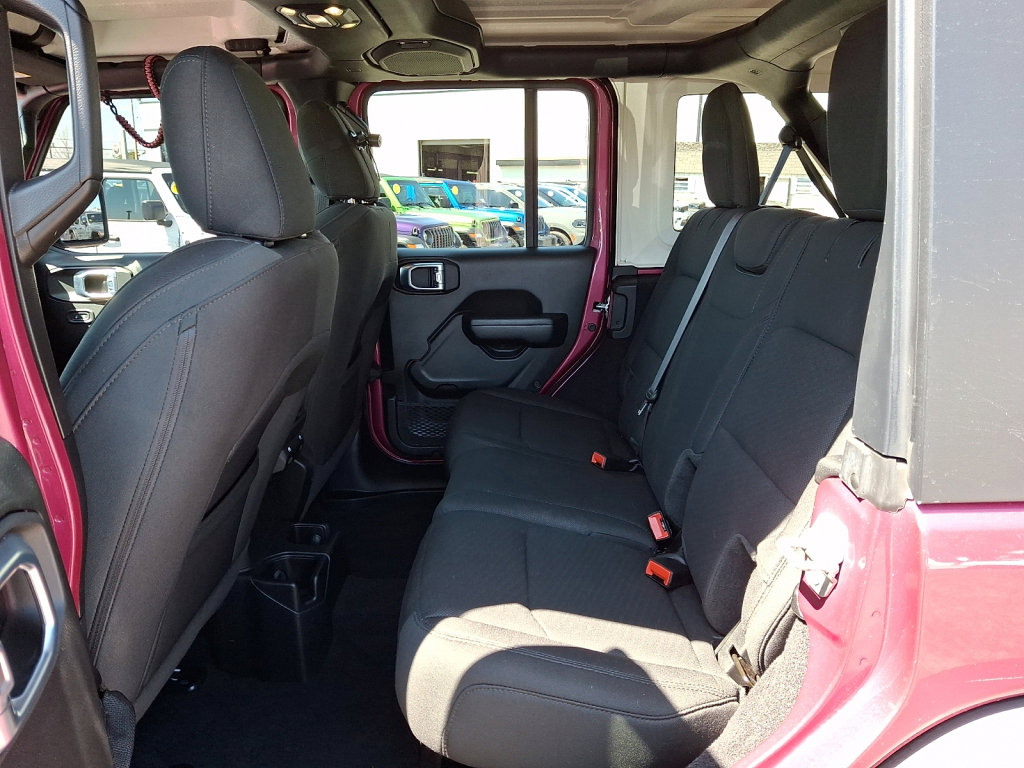 Used 2021 Jeep Wrangler Unlimited Sport AWD/4WD image 20